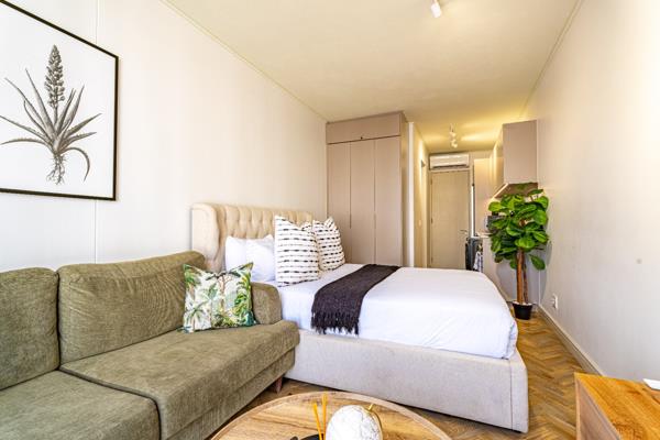 Studio Apartment