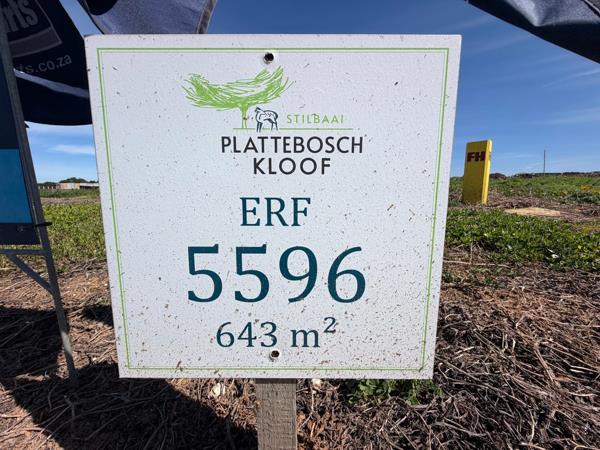 643 m² Land