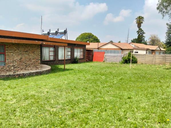 23 Bedroom House