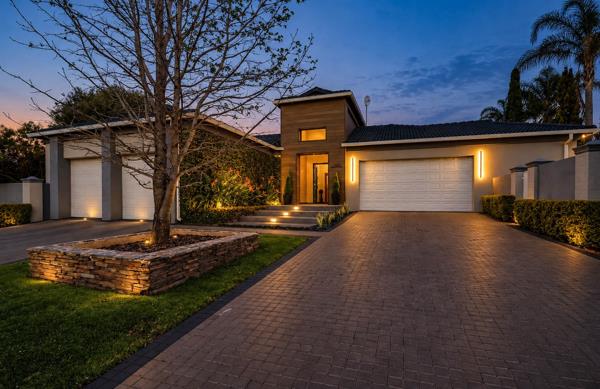 6 Bedroom House