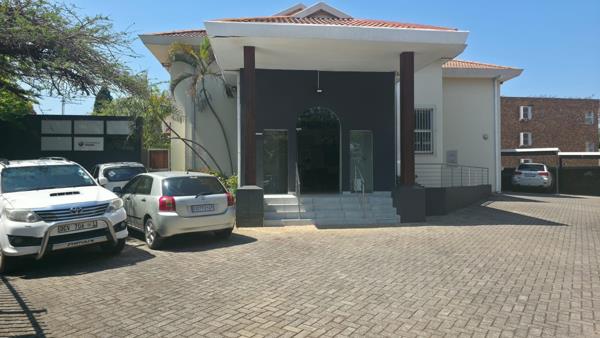 32 m² Commercial space