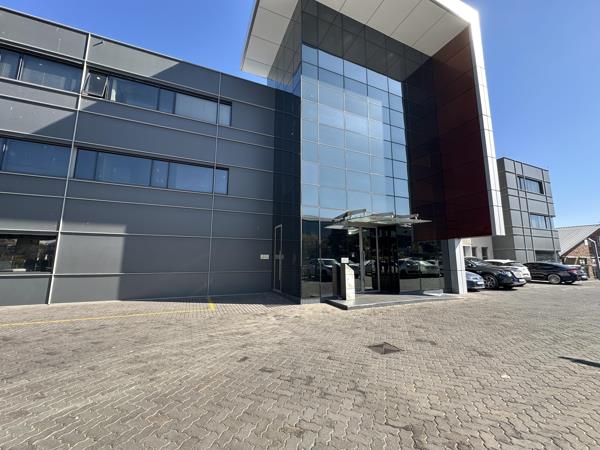 680 m² Commercial space