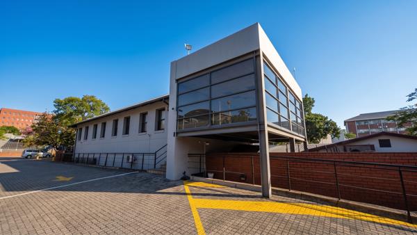 186 m² Commercial space