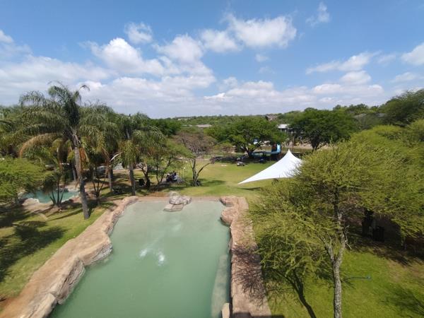 908 m² Land