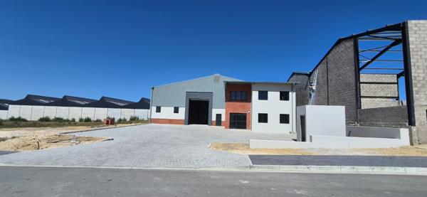 754 m² Industrial space