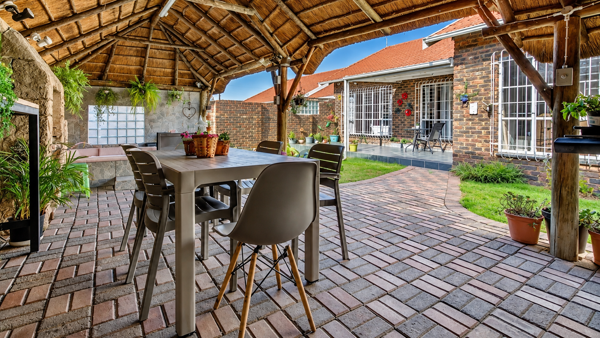 4 Bedroom Townhouse