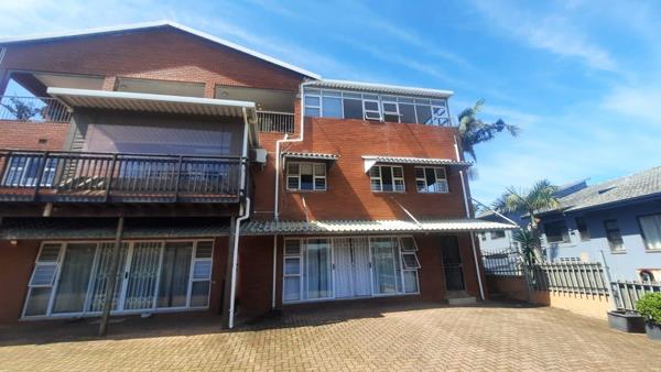 10 Bedroom House