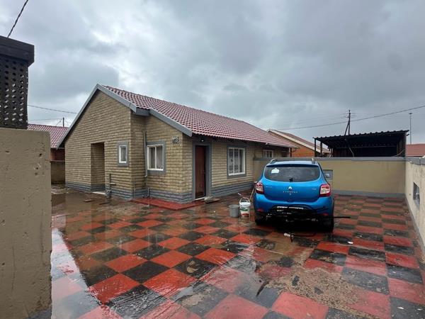 2 Bedroom House