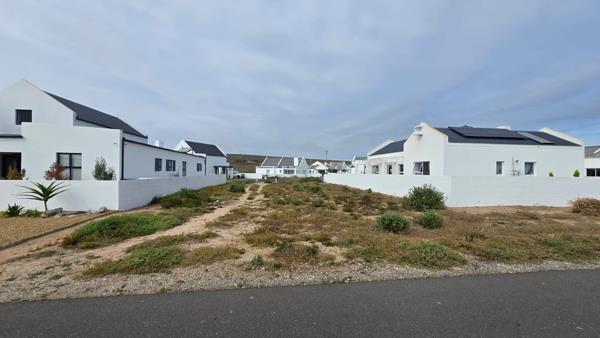 352 m² Land