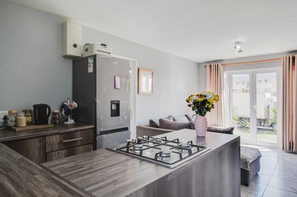 1 Bedroom House