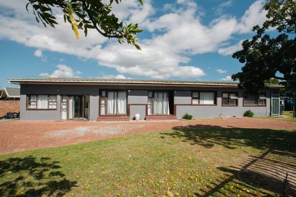 12 Bedroom House