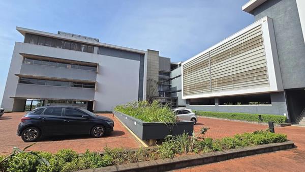 637 m² Commercial space