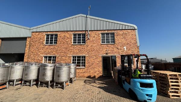 300 m² Industrial space
