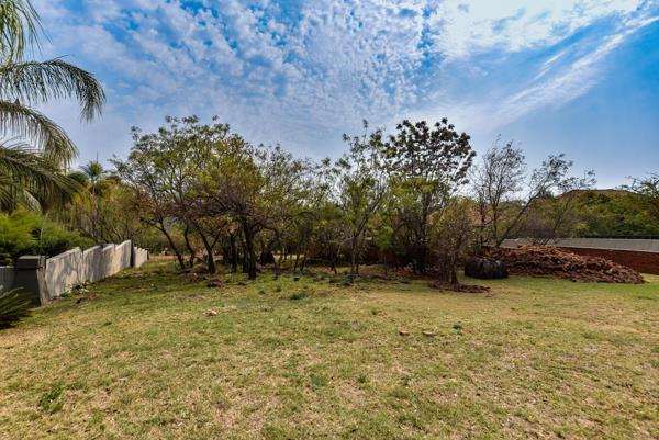 945 m² Land