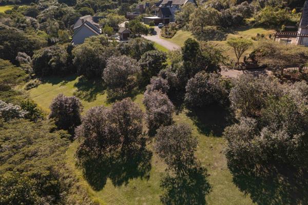 1 040 m² Land