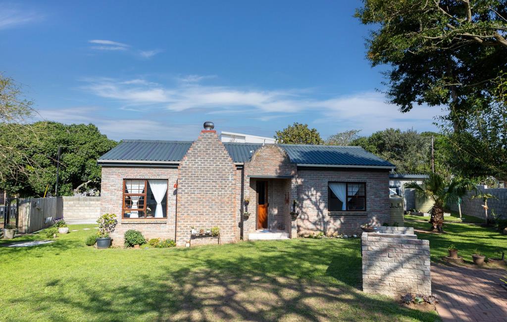 2 Bedroom House