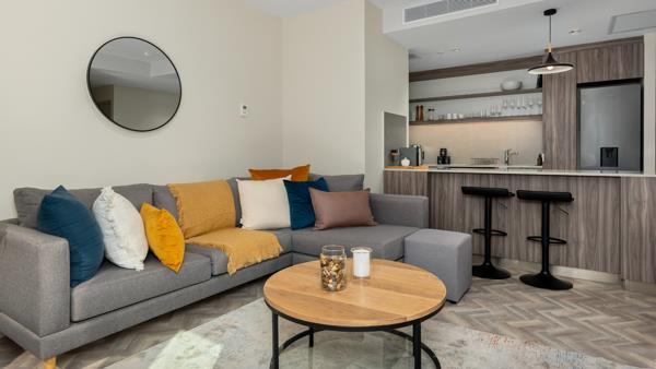 1 Bedroom Apartment
