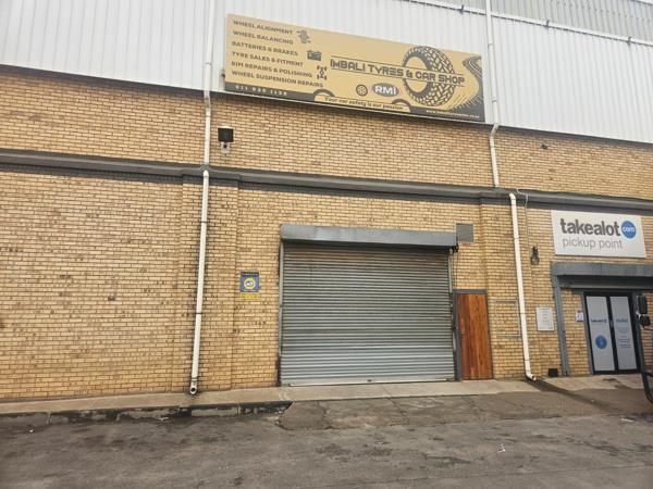 323 m² Retail Space