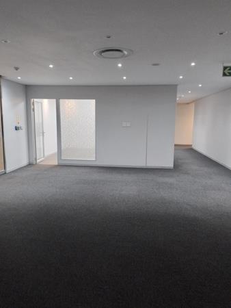 1 120 m² Commercial space