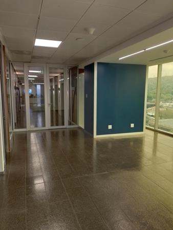 124 m² Commercial space
