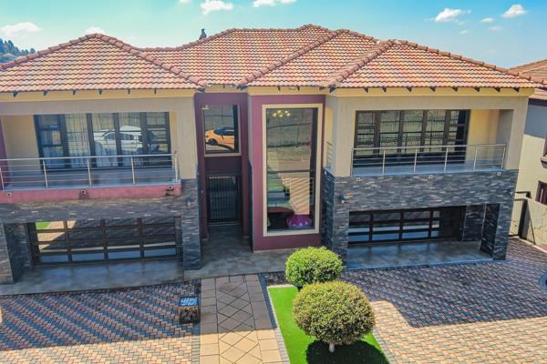6 Bedroom House