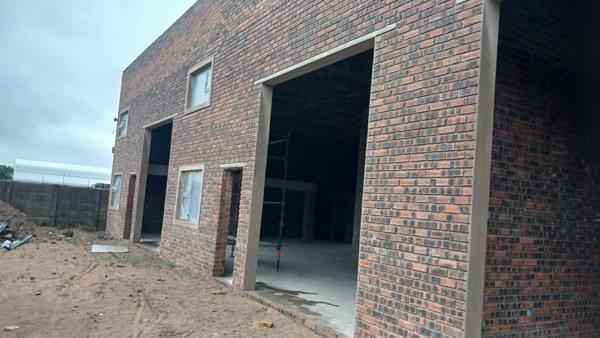 230 m² Industrial space