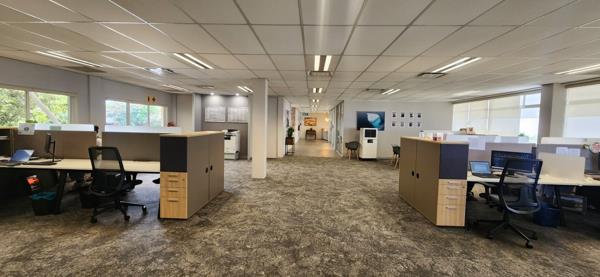 306 m² Commercial space