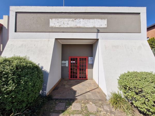 1 360 m² Office Space