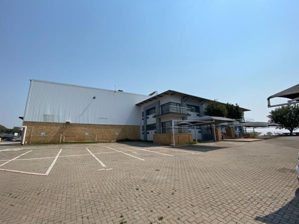 3 273 m² Industrial space