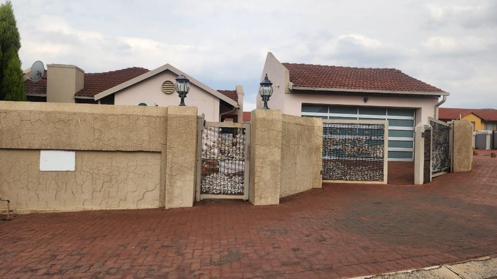3 Bedroom House
