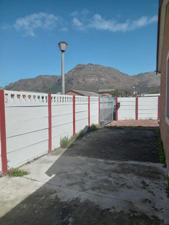 1 Bedroom House