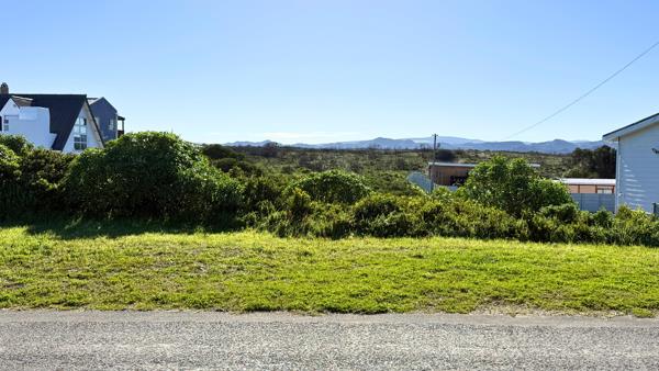 972 m² Land