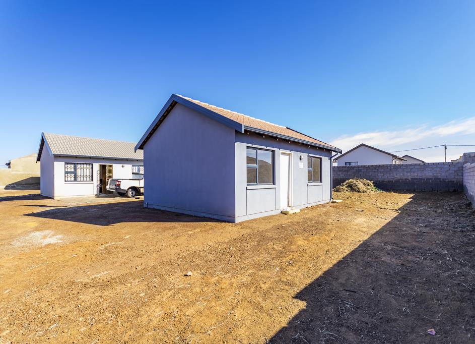 2 Bedroom House