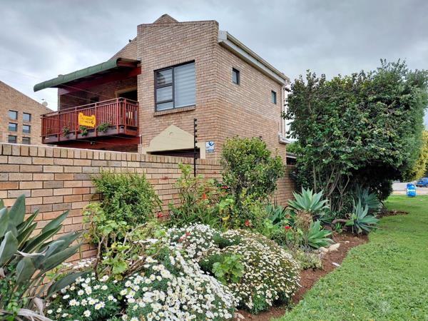 4 Bedroom Townhouse