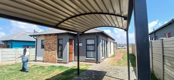 2 Bedroom House