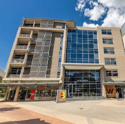 220 m² Commercial space