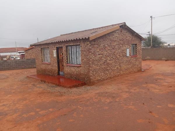 2 Bedroom House