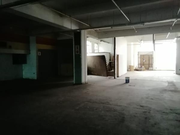 4 000 m² Commercial space