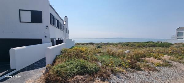 326 m² Land