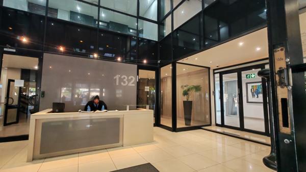 2 000 m² Office Space