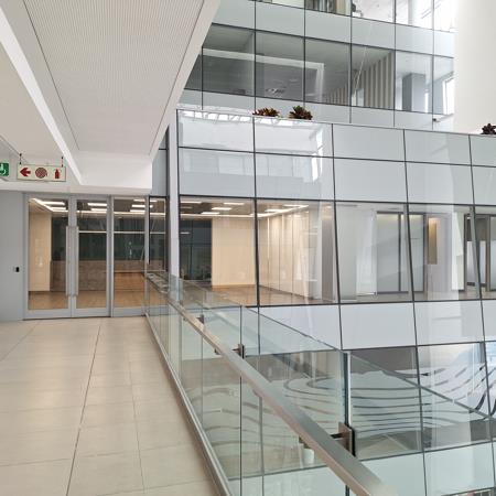 1 097 m² Commercial space