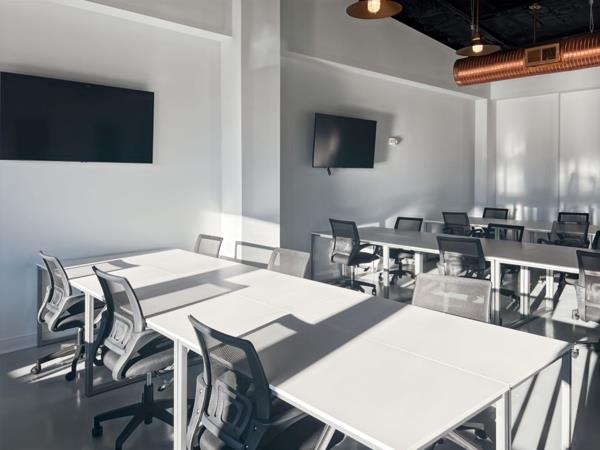 70 m² Office Space