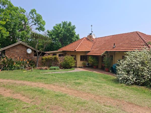 4.7 ha Smallholding