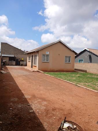 2 Bedroom House