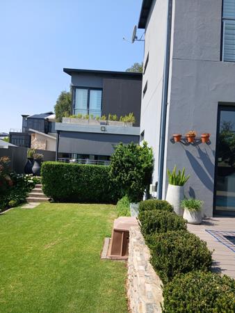 4 Bedroom Townhouse
