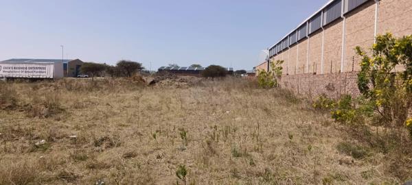 2 341 m² Land