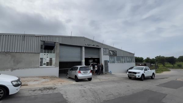 910 m² Industrial space