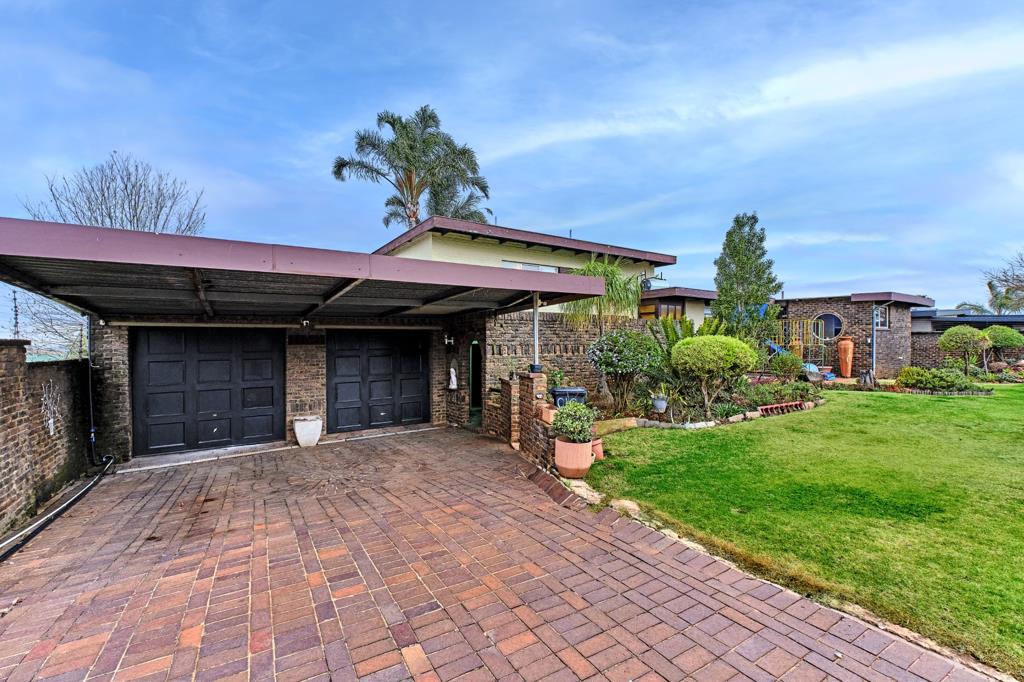 4 Bedroom House