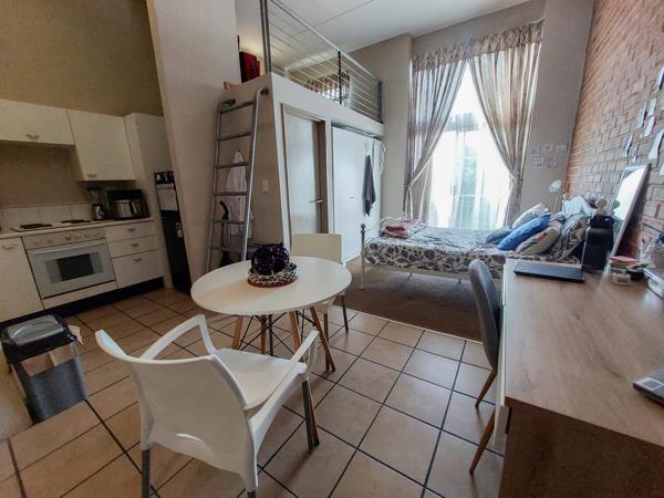 Studio Apartment