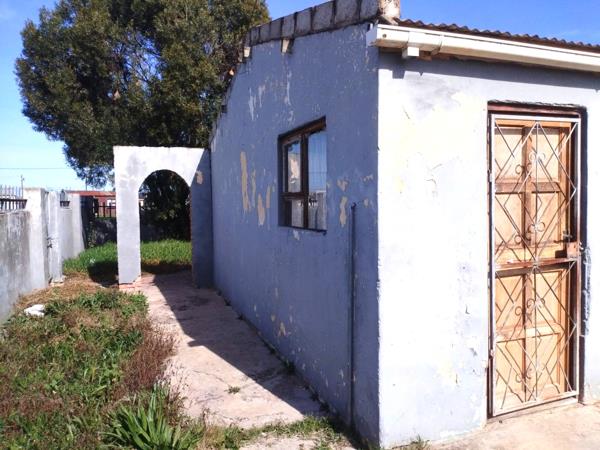 2 Bedroom House